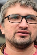 Правозахисники і журналісти вимагають негайного звільнення громадянського журналіста з Криму Нарімана Мемедемінова