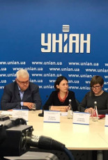 Правозахисники та представники влади розповіли про зміни до порядку перетину лінії розмежування