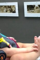 “Вийшла з метро і розплакалась від безсилля”: чи пристосований публічний простір для батьків із дітьми?