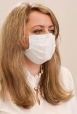 Поліція плутає масові й мирні зібрання, обмежуючи права українців, – Людмила Янкіна