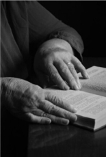 Відкрилась онлайн-виставка Monochrome “Жінка, яка мене надихає”