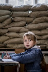 Громадськість закликає владу забезпечити пільгами дітей, постраждалих унаслідок збройного конфлікту