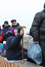 Влада має допомогти українцям в окупації виїхати на підконтрольні території – правозахисники