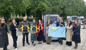 Photo exhibition “Stories from occupied Crimea” and film about Nariman Dzhelyal held in Vilnius