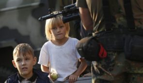 Білорусь допомагає Росії депортувати українських дітей — деталі (ВІДЕО)