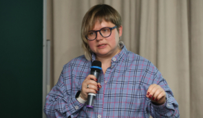 Російська влада намагається “замазати” всіх: Альона Луньова про те, як РФ змушує людей в окупації до колаборації Російська влада намагається “замазати” всіх: Альона Луньова про те, як РФ змушує людей в окупації до колаборації