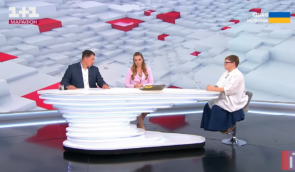 Примусова паспортизація, мілітаризація та “націоналізація” майна: Альона Луньова про життя в окупації